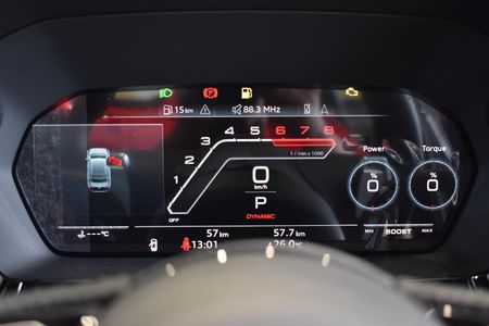2024-Audi-RS3-Quattro-Auto_11