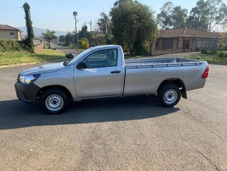 2022-Toyota-Hilux-20-VVTi-S-Single-Cab_2