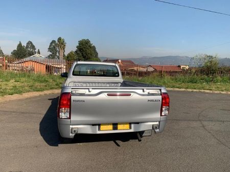 2022-Toyota-Hilux-20-VVTi-S-Single-Cab_3