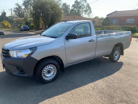 2022-Toyota-Hilux-20-VVTi-S-Single-Cab_6