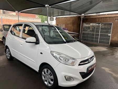 2016-Hyundai-i10-11-GLS-Motion_0