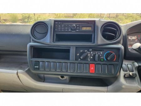 2014-Hino-300-614-Lwb-aw3-Fc-Cc_12