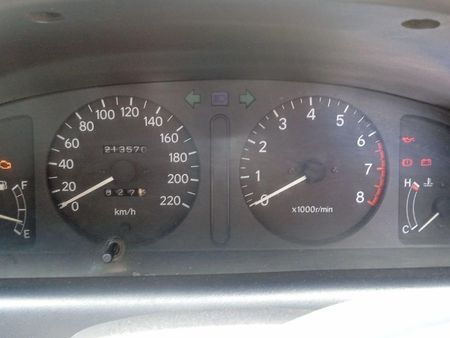1999-Toyota-Corolla-RXi_4
