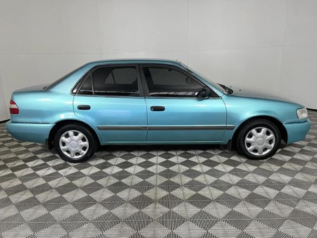 2000-Toyota-Corolla-180i-GLE-Auto_8