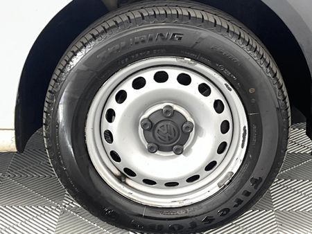 2017-Volkswagen-Caddy-4-Maxi-16-TDI-75kW-Auto-Panel-Van_2