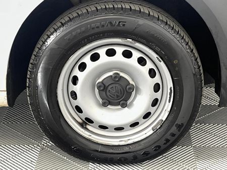 2017-Volkswagen-Caddy-4-Maxi-16-TDI-75kW-Auto-Panel-Van_3
