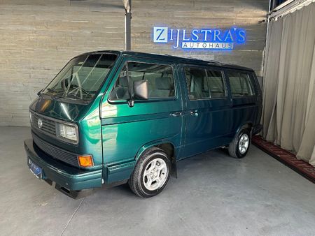1998-Volkswagen-Caravelle-26i_0