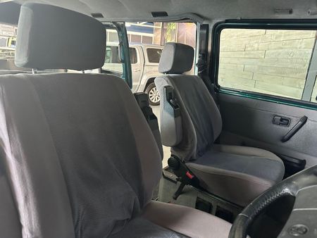 1998-Volkswagen-Caravelle-26i_9
