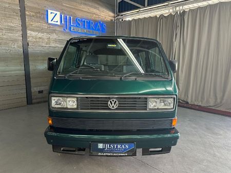 1998-Volkswagen-Caravelle-26i_2