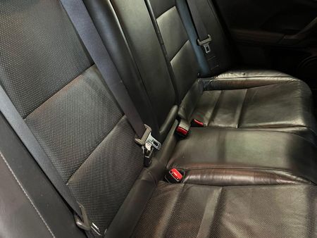 2010-Honda-Accord-Tourer-24-Executive_12