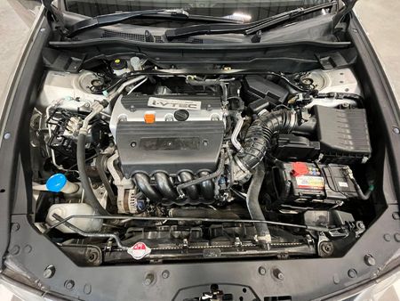 2010-Honda-Accord-Tourer-24-Executive_20