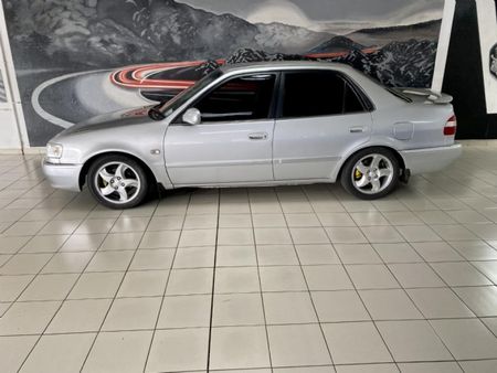 2002-Toyota-Corolla-RXi_2