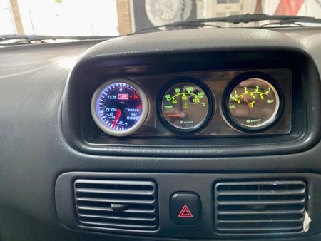 2002-Toyota-Corolla-RXi_8
