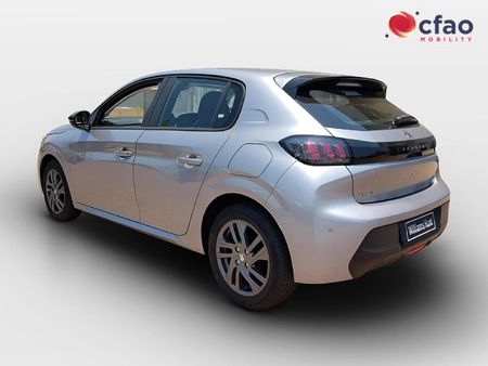 2023-Peugeot-208-12-Active_9