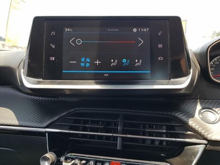 2023-Peugeot-208-12-Active_19