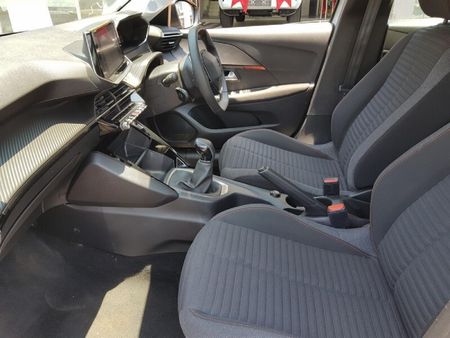 2023-Peugeot-208-12-Active_6