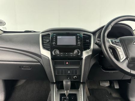 2021-Mitsubishi-Triton-24-Di-Dc-4x4-Auto-Double-Cab_11