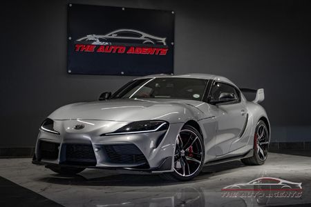 2019-Toyota-Supra-GR-30T-Track_0