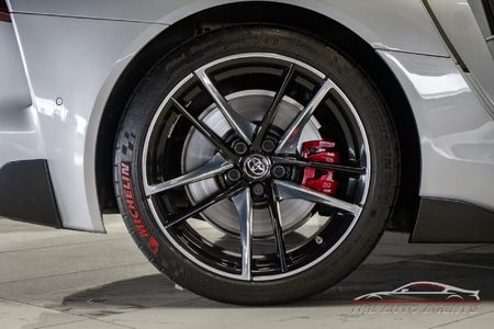 2019-Toyota-Supra-GR-30T-Track_6
