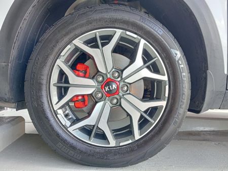2020-Kia-Seltos-14T-GT-Line-Auto_14