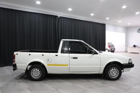 1994-Ford-Bantam-1300_4
