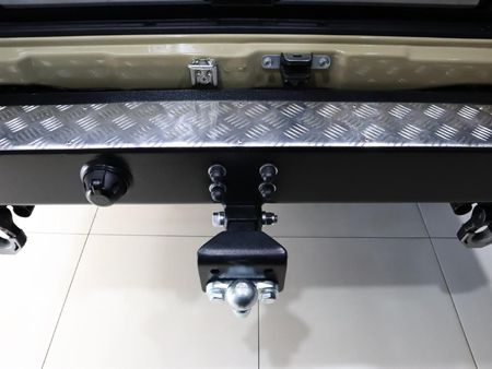 2023-Toyota-Land-Cruiser-76-76-45-D-V8-Station-Wagon_14