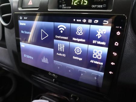 2023-Toyota-Land-Cruiser-76-76-45-D-V8-Station-Wagon_5