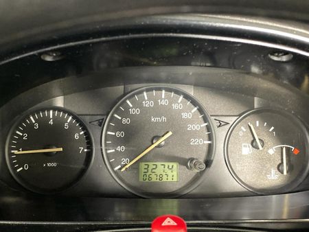 2005-Ford-Ikon-13i-L_2