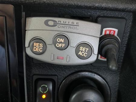 2013-Mercedes-Benz-G-Class-G-300-CDI-Professional_19