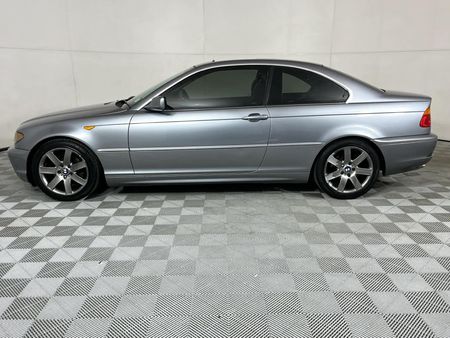 2005-BMW-3-Series-325Ci-Coupe_10