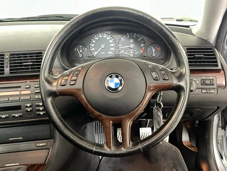 2005-BMW-3-Series-325Ci-Coupe_5