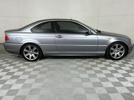 2005-BMW-3-Series-325Ci-Coupe_8