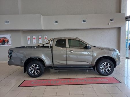 2023-Isuzu-D-Max-30-DDI-LSE-Auto-Extended-Cab_2