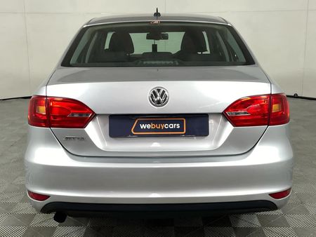2014-Volkswagen-Jetta-VI-16-TDI-Comfortline-Auto_11