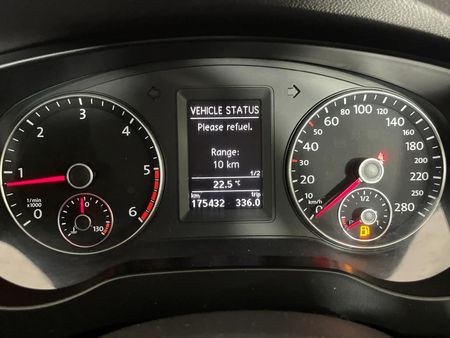 2014-Volkswagen-Jetta-VI-16-TDI-Comfortline-Auto_2