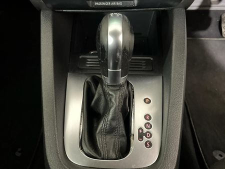 2014-Volkswagen-Jetta-VI-16-TDI-Comfortline-Auto_6