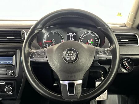 2014-Volkswagen-Jetta-VI-16-TDI-Comfortline-Auto_7