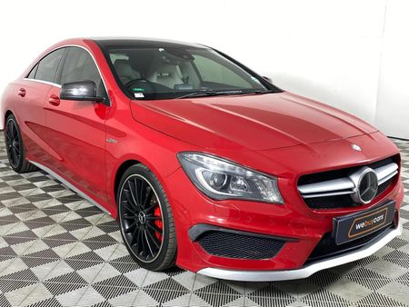 2014-Mercedes-AMG-CLA-45-AMG_14