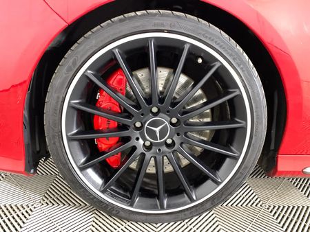 2014-Mercedes-AMG-CLA-45-AMG_4
