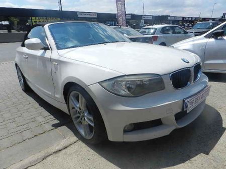 2013-BMW-1-Series-120i-Convertible-M-Sport-Auto_1