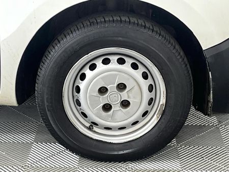 2015-Fiat-Fiorino-14-Panel-Van_3