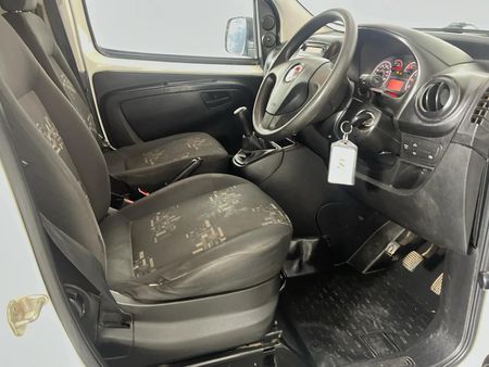 2015-Fiat-Fiorino-14-Panel-Van_7