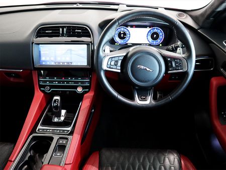 2020-Jaguar-F-Pace-50-V8-SVR_9