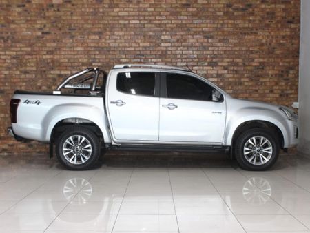 2021-Isuzu-D-Max-300-LX-4x4-Auto-Double-Cab_9
