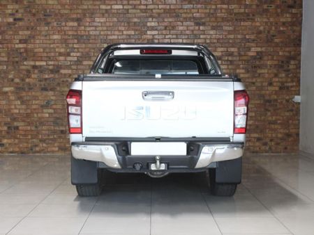 2021-Isuzu-D-Max-300-LX-4x4-Auto-Double-Cab_3