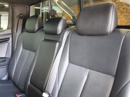 2021-Isuzu-D-Max-300-LX-4x4-Auto-Double-Cab_6