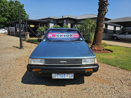1985-Toyota-Corolla-16-GLX-Auto_1