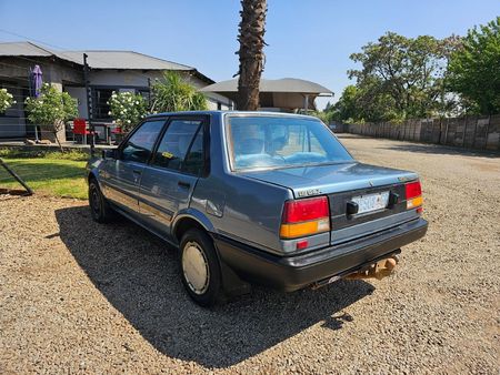 1985-Toyota-Corolla-16-GLX-Auto_4