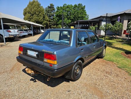 1985-Toyota-Corolla-16-GLX-Auto_6