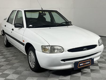 1996-Ford-Escort-14i-Entre-Sedan_9